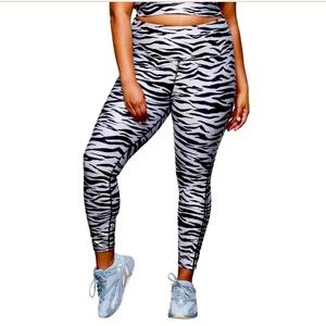 Good American Zebra High Waisted Leggings Plus Size 7= 4XL